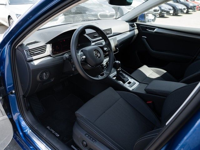 Superb Combi 2.0 TDI Style DSG AHK+MATRIX+RFK+AC