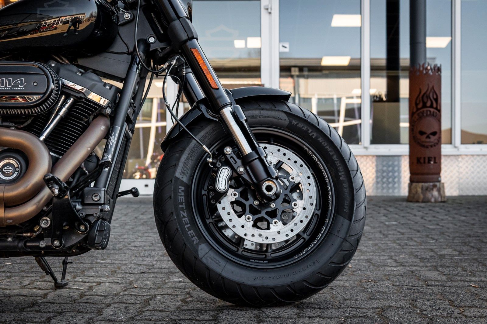 Fahrzeugabbildung Harley-Davidson FXFBS FAT BOB 114 CUI SOFTAIL
