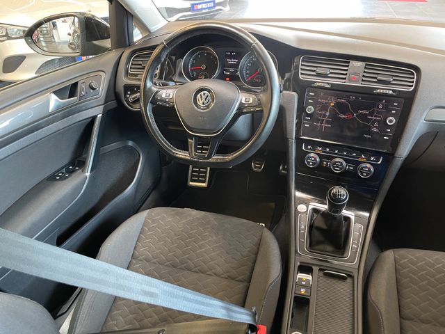 Volkswagen Golf VII Lim. Join 5-Türer 1.0 TSI *NAVI*ACC*SHZ