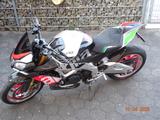 Aprilia Tuono Factory V4 1100 RR mit vielen Carbonteilen - APRILIA TUONO V4 1100 RR