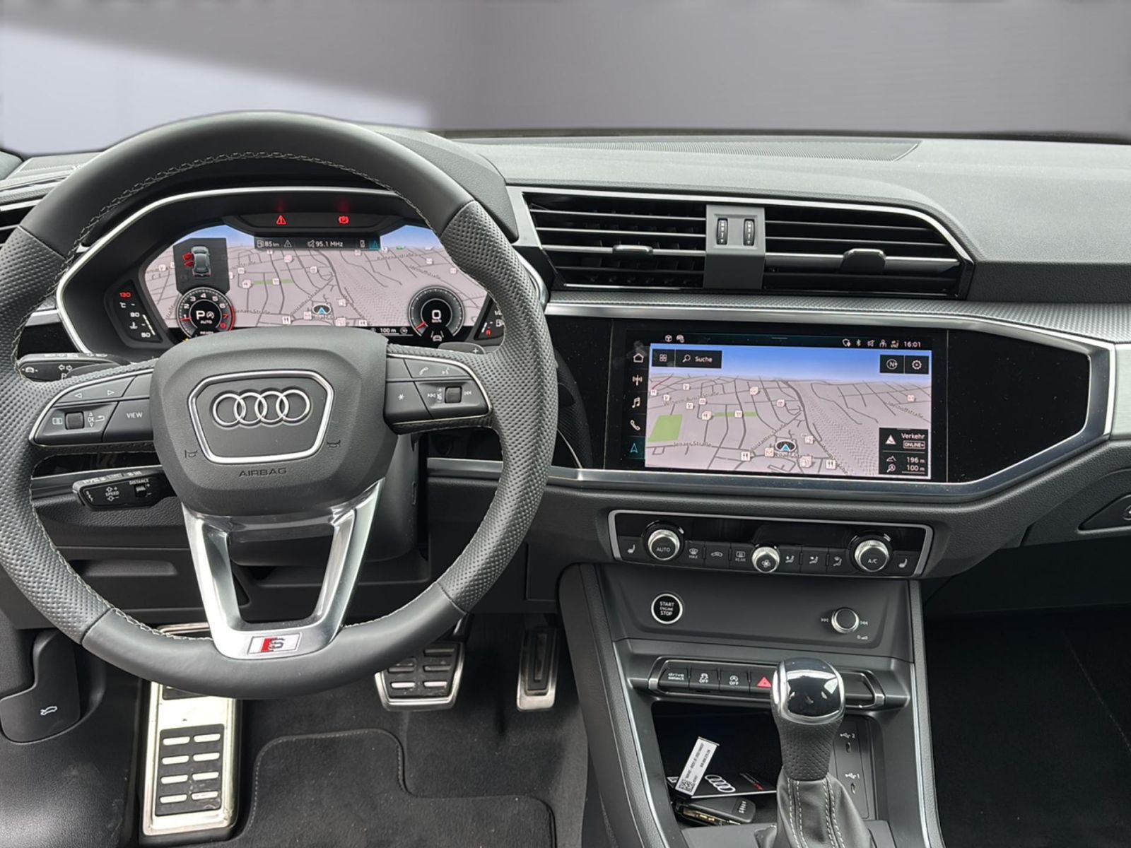 Audi Q3 - Bild 13