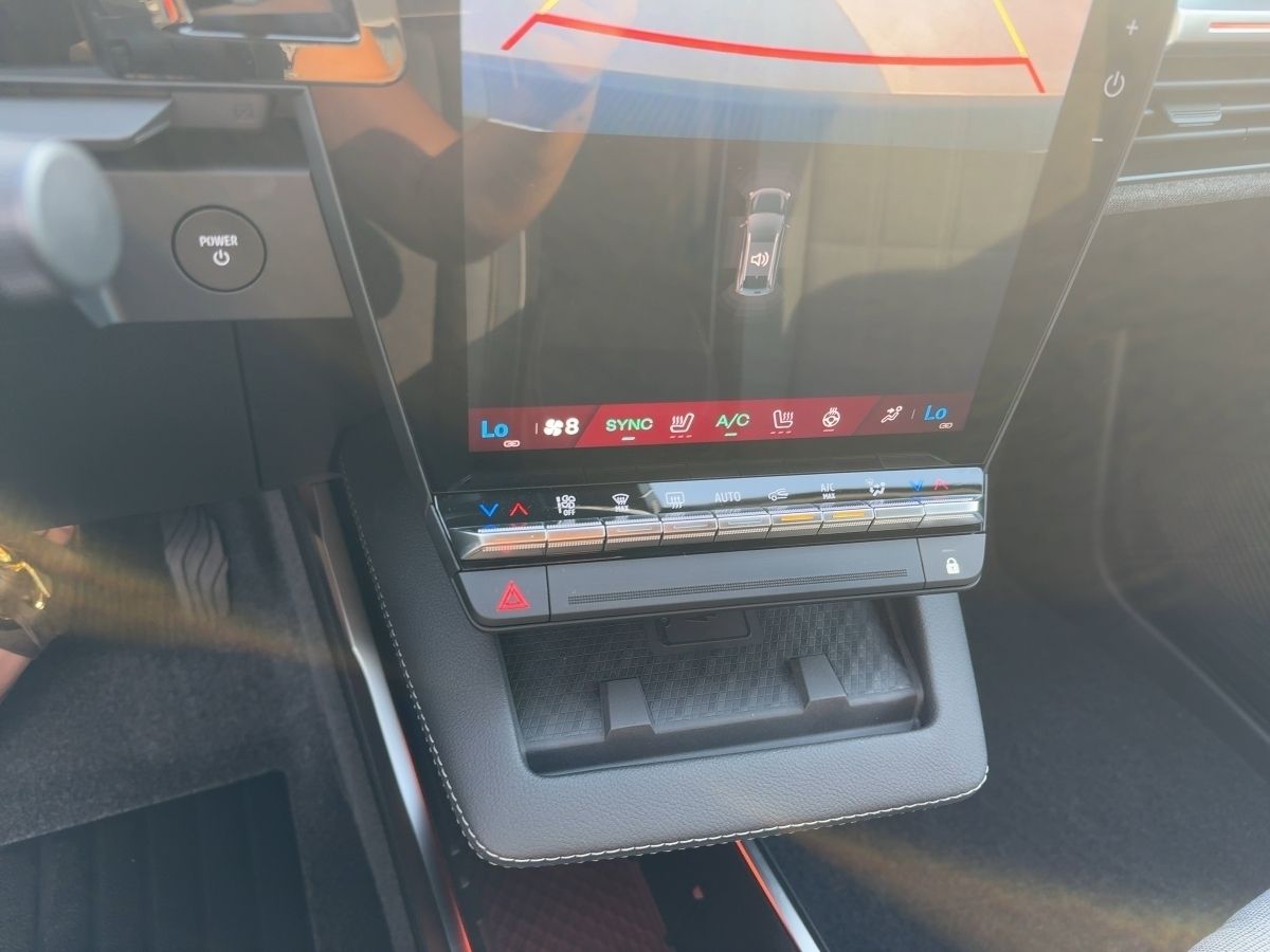 Fahrzeugabbildung Renault Scenic E-Tech 100% ele Techno 220 Long Range