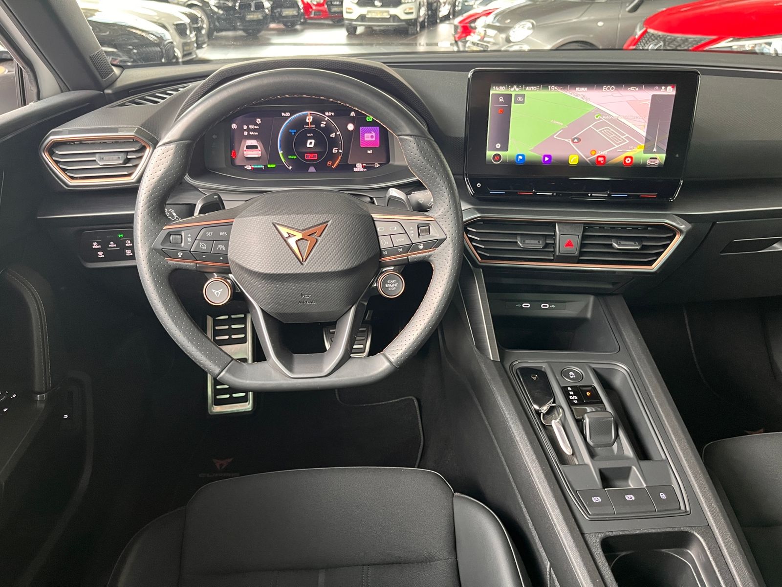 Fahrzeugabbildung CUPRA Leon Sportstourer VZ e-Hybrid RFK SHZ NAV