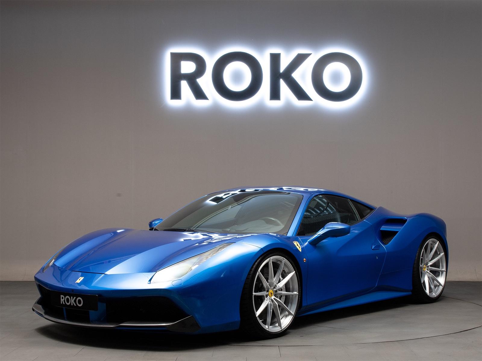 Ferrari 488 GTB Coupé LIFT Carbon JBL Keramik CAM Leder
