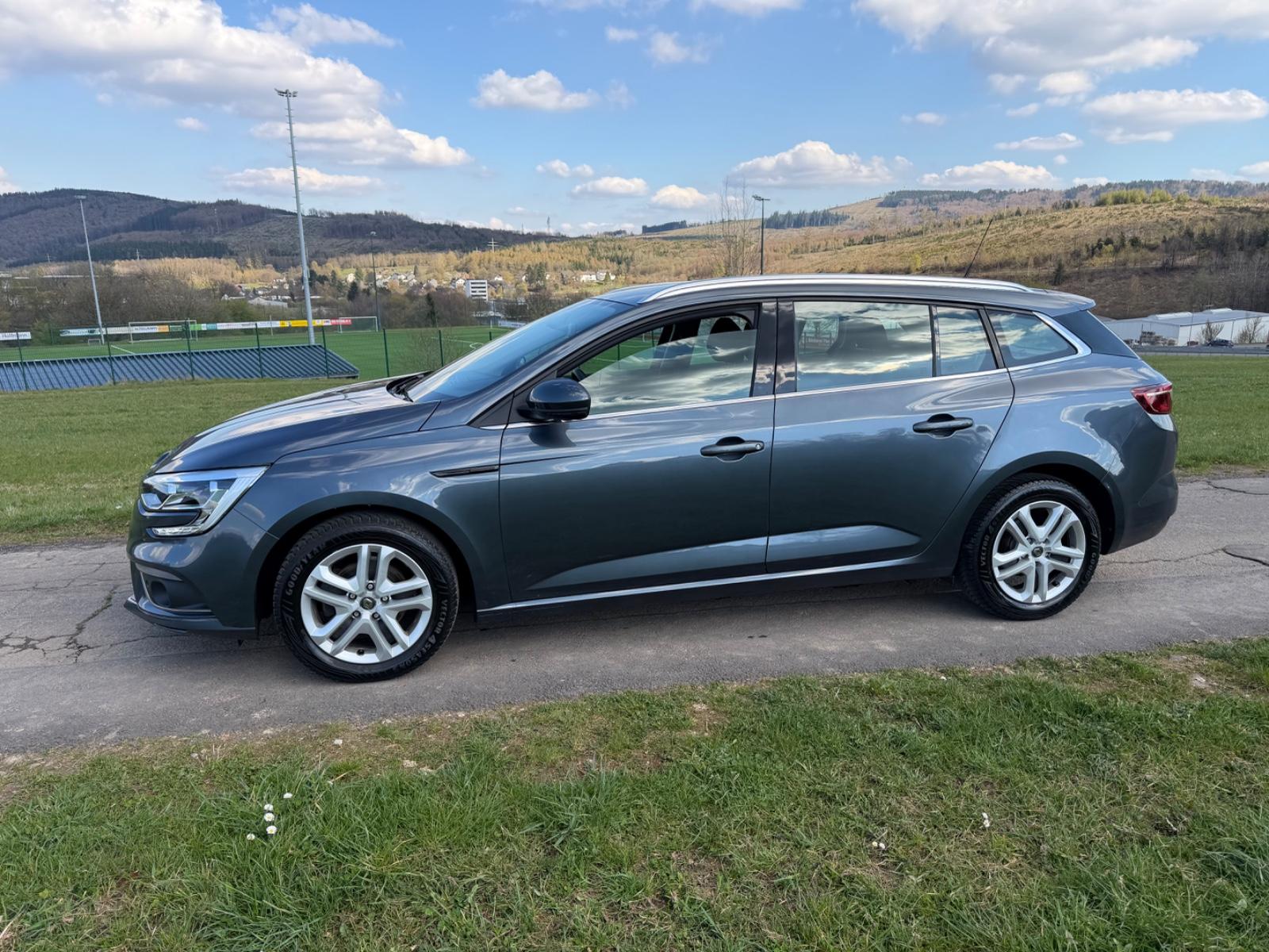 Renault Megane IV Grandtour Business Edition, миниатюра 3