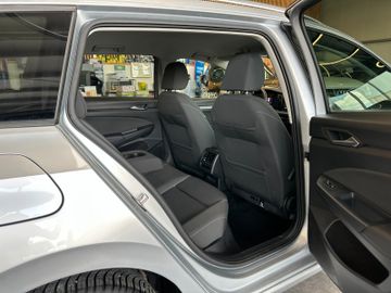 MYAUTOCENTER – Gebraucht- und Jahreswagen mit Werkstattservice in Pfaffenhofen Volkswagen Golf VIII Variant *Parkass.*LED*Virtuel*AHK*