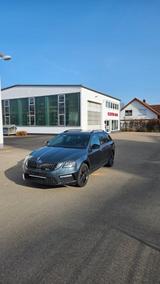Skoda Octavia 2.0 TSI RS Combi RS - Skoda Octavia von privat