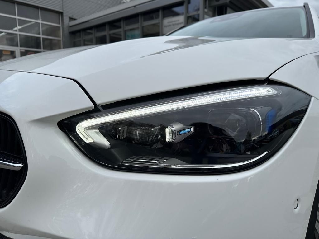 Fahrzeugabbildung Mercedes-Benz C 220 dT Night ACC SDHZ 360° LED HUD SHZ Ambie.