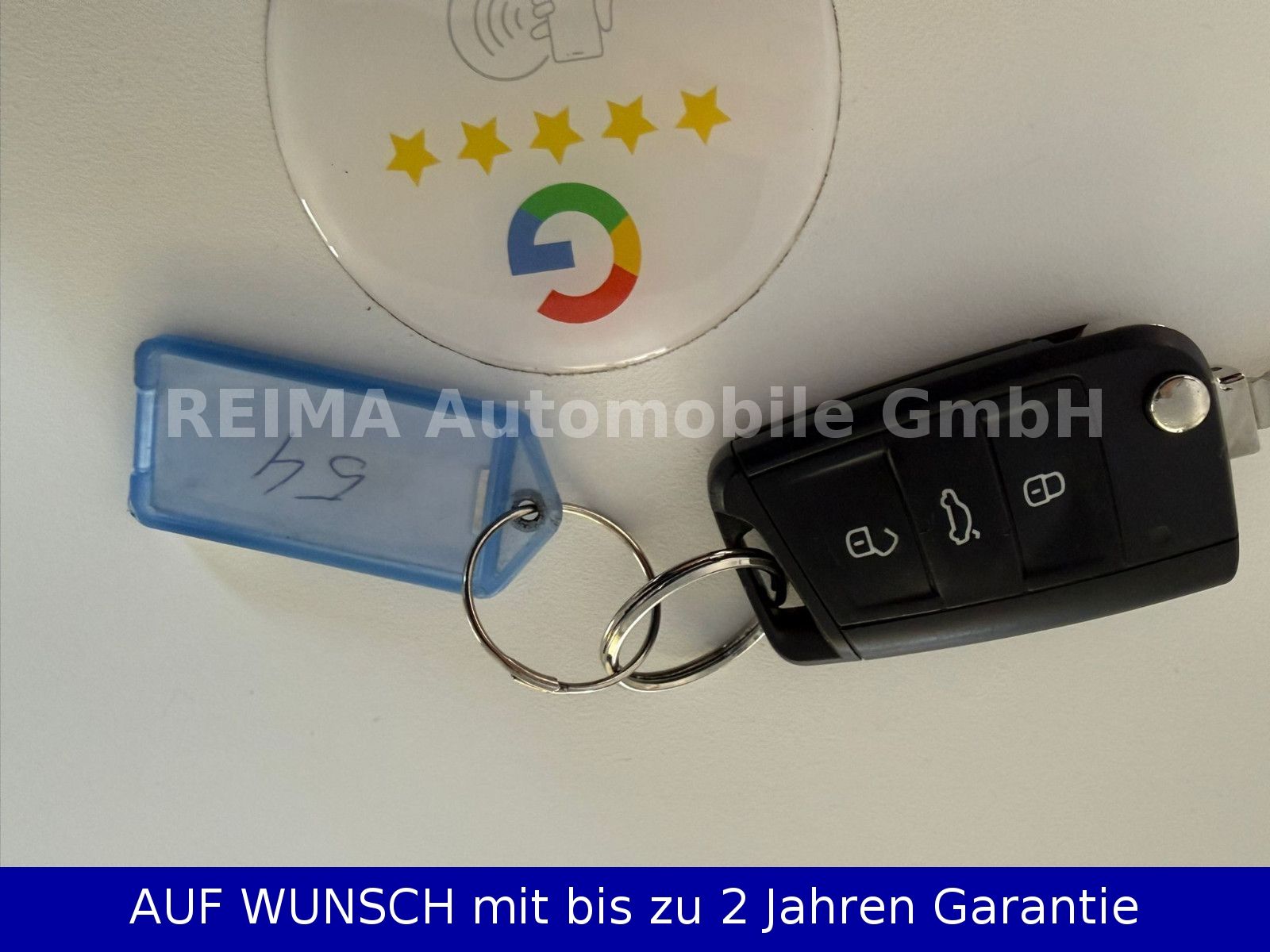 Fahrzeugabbildung Volkswagen T6.1 Bus 2,0 Diesel L 2, 9 Sitzer, Automatik