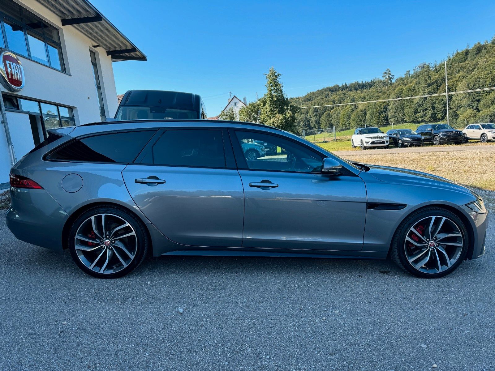 Fahrzeugabbildung Jaguar Jaguar XF Sportbrake S 30/ Kamera/ Navi/ Ambient