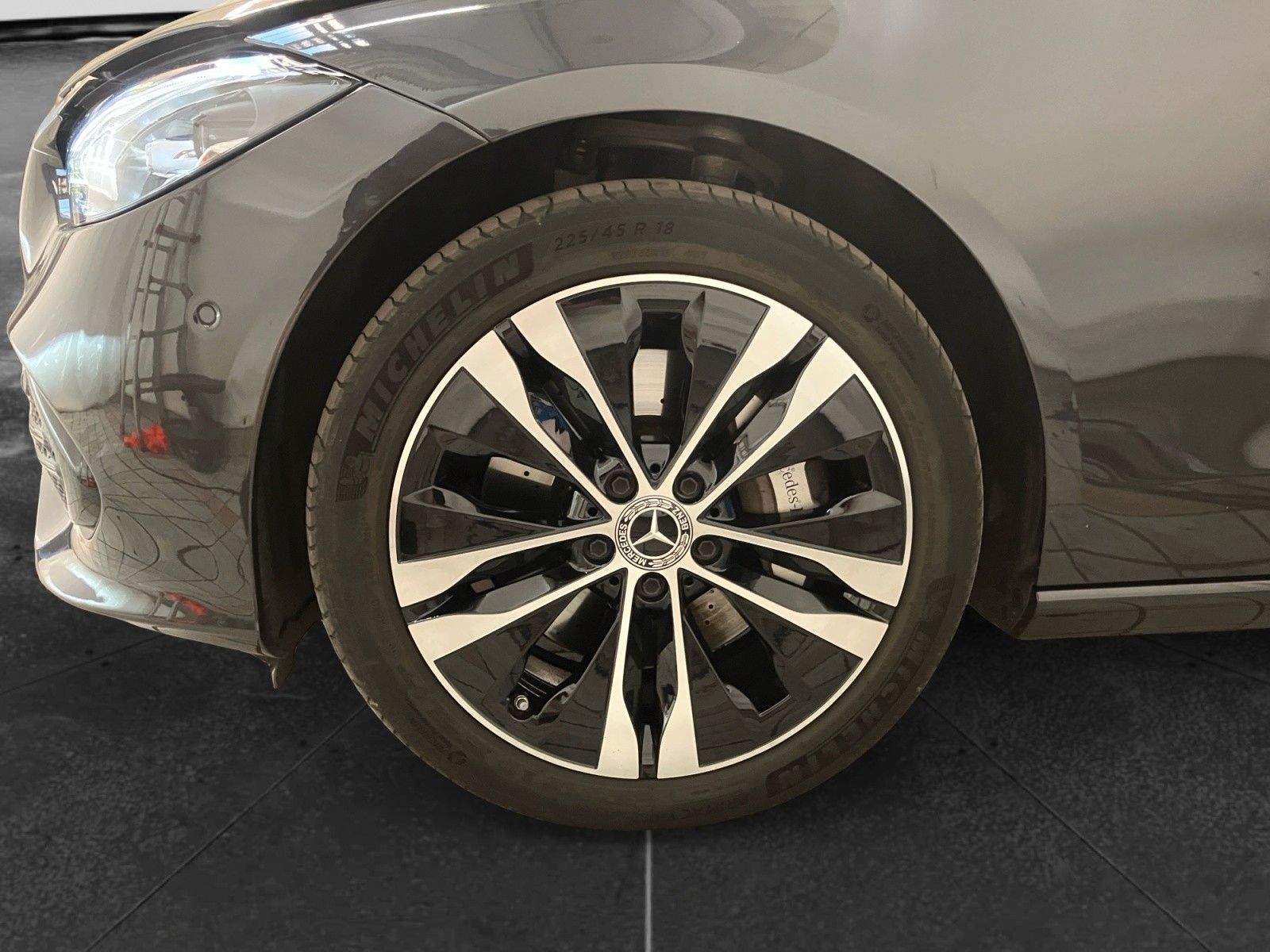 Mercedes-Benz C 300 - Bild 3