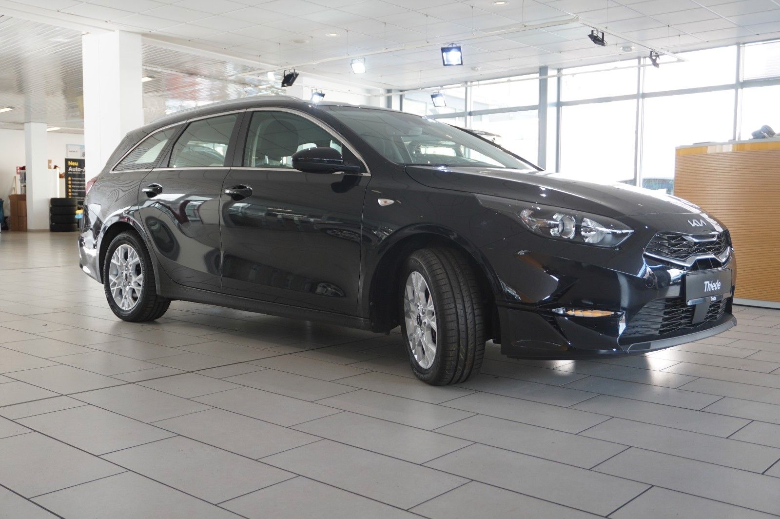 Fahrzeugabbildung Kia cee'd Sportswagon 1.6 CRDI DCT NAVI/LED/KAMERA