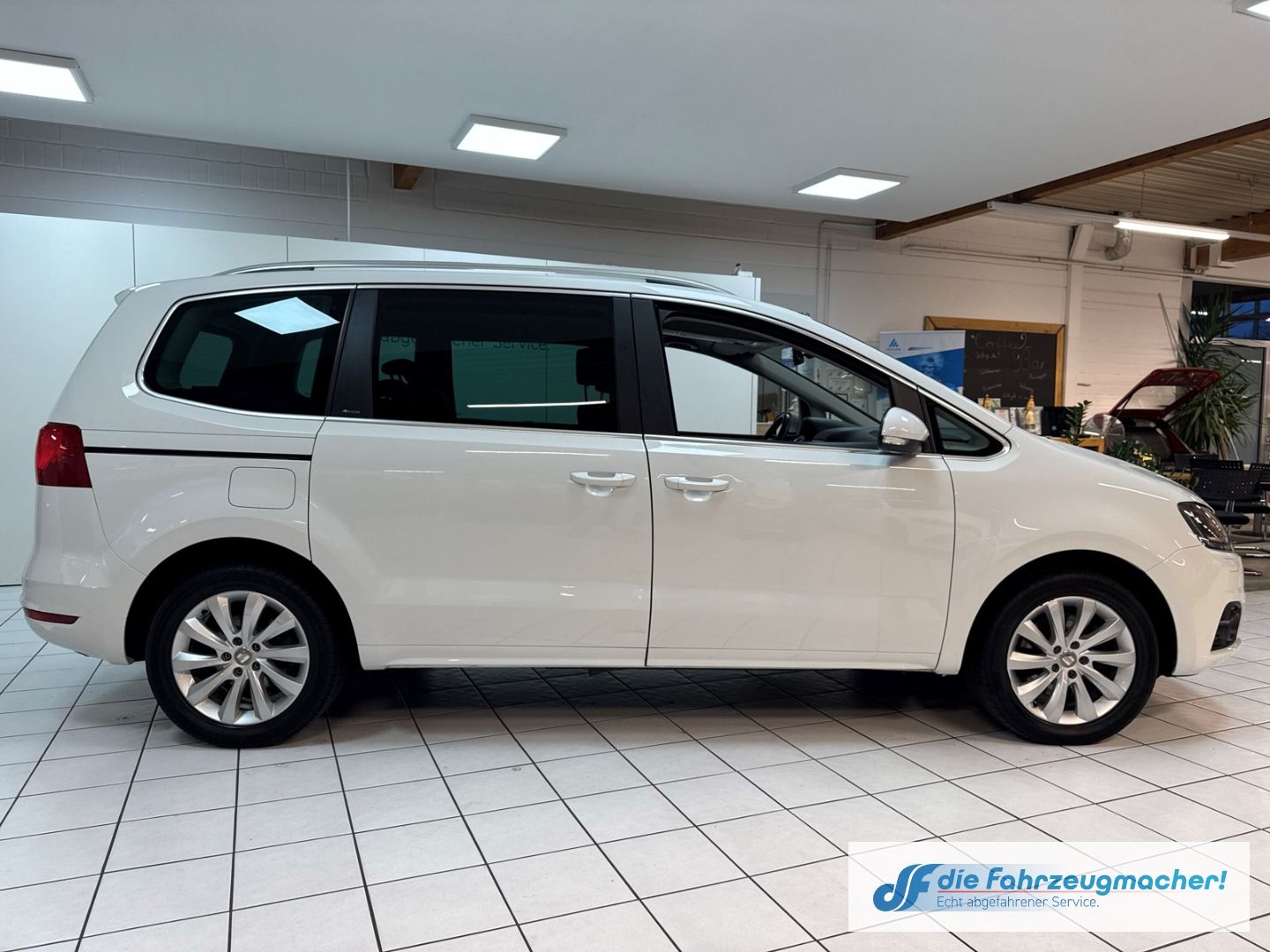 Fahrzeugabbildung SEAT Alhambra 4Kids Klimaautom Rückfahrkam. Temp PDC