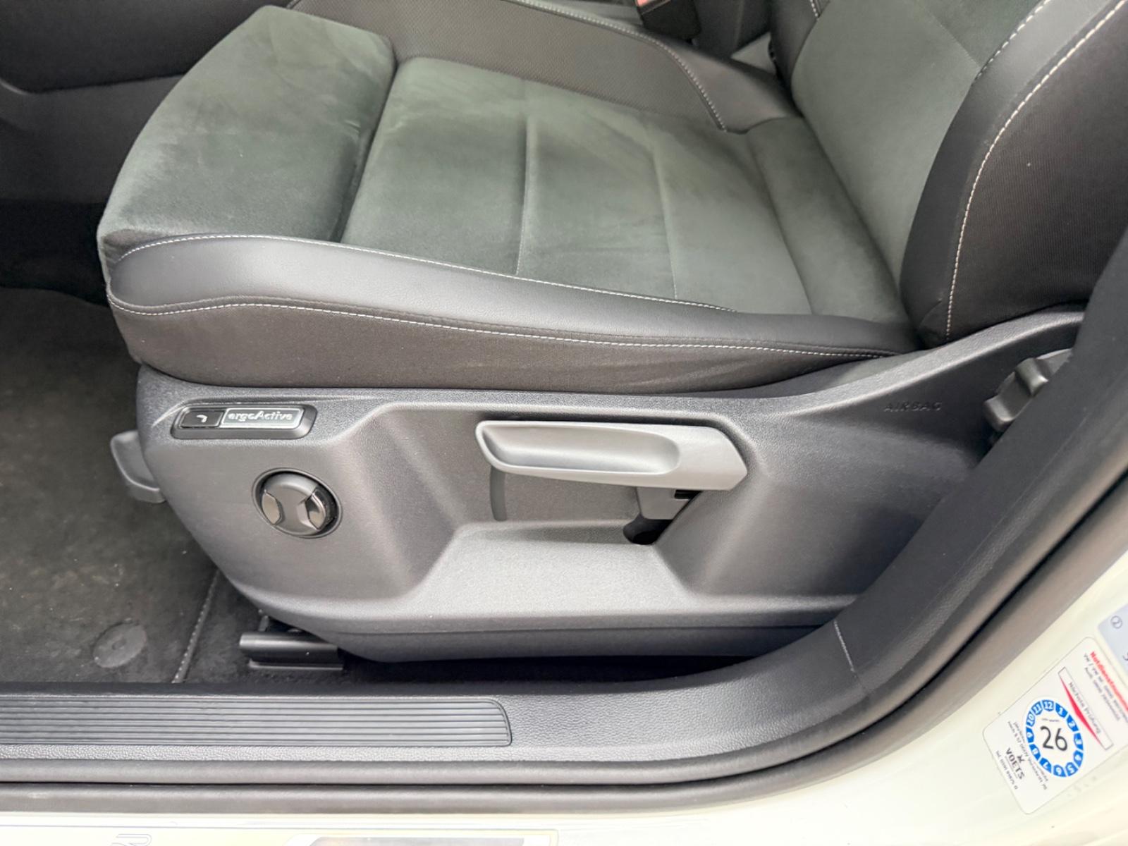 Volkswagen T-Roc R-Line 1.5 TSI DSG+NACI+ACC+DAB+KAMERA+, миниатюра 13