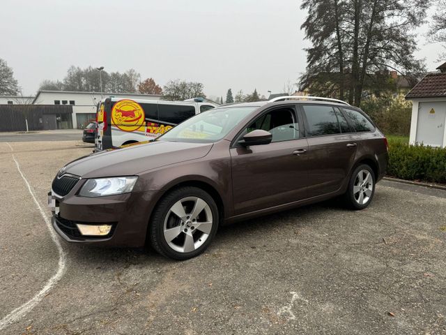 Skoda Octavia Kombi 2,0 Diesel 150 Ps , DS...