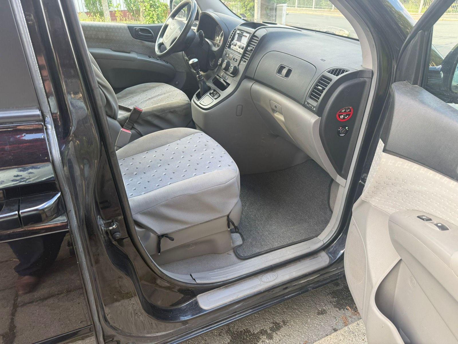 Kia Carnival 2007 — photo 12