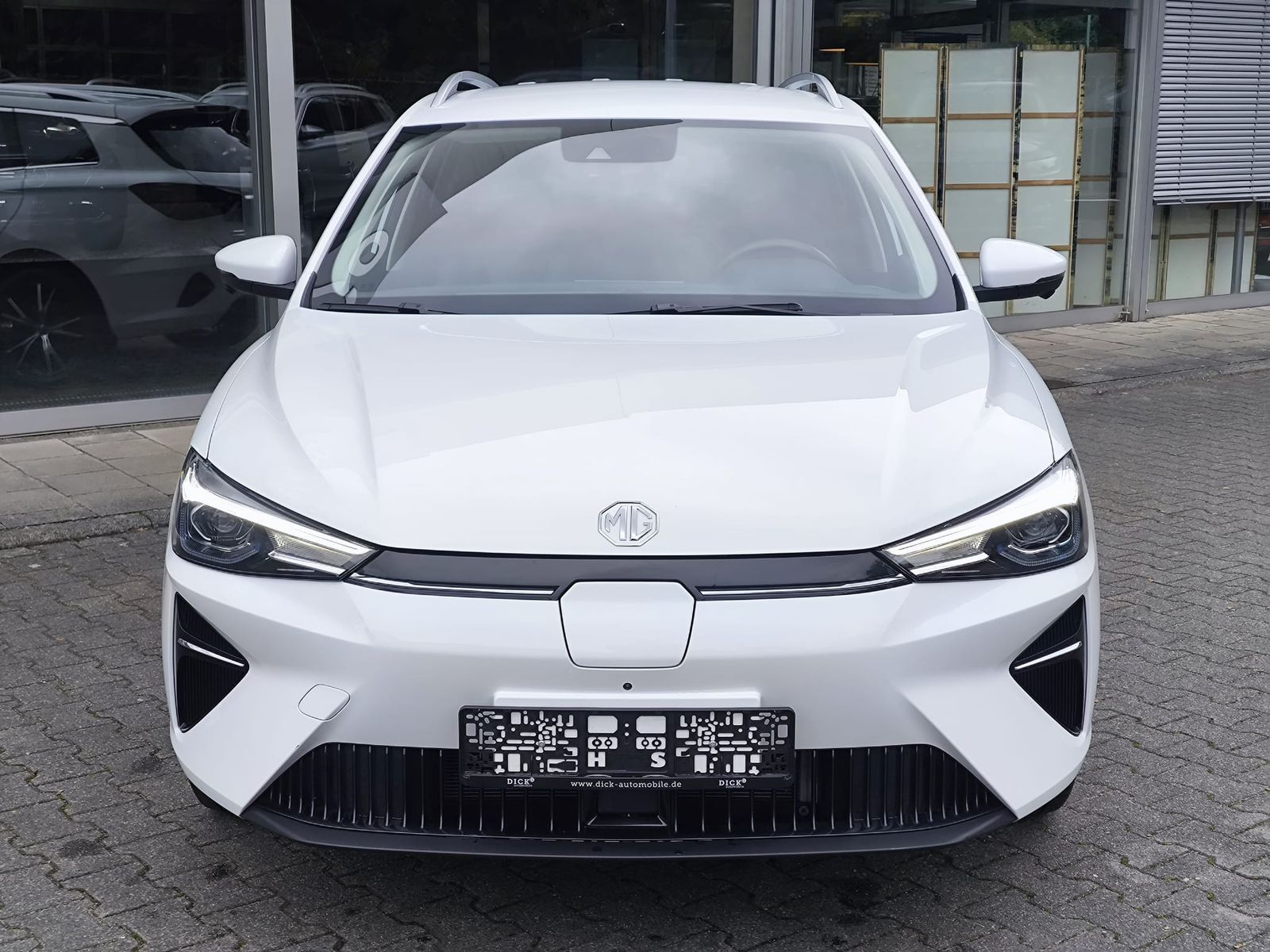 Fahrzeugabbildung MG 5 51 KWH Luxury NAVI+LEDER+SHZ+LED+DAB+ACC+360°