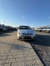 Toyota Corolla Verso *Top-Tüv* Neu*** - Toyota Corolla Verso in Köln