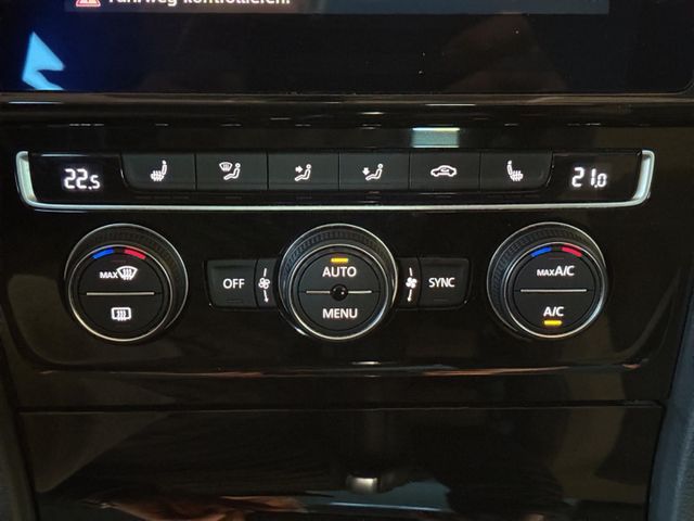 Volkswagen Golf VII Highline Navi*AAC*LED*ACC*Massage*SHZ*1