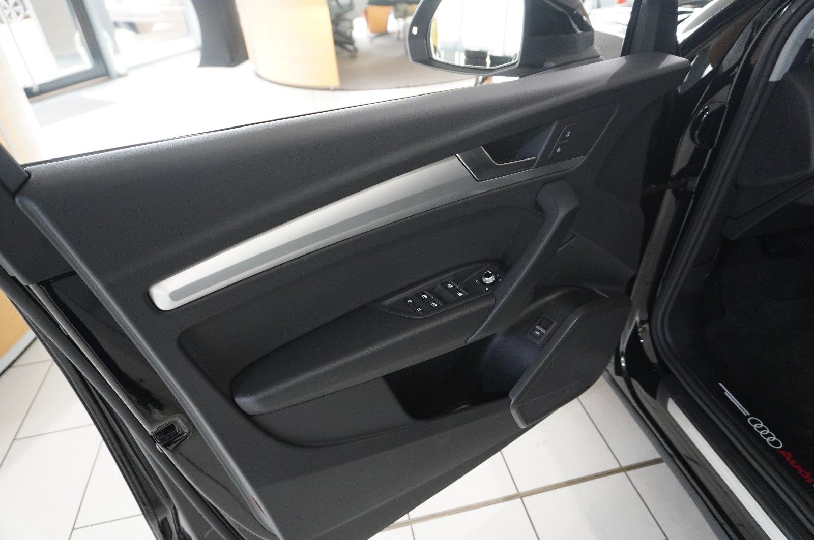 Fahrzeugabbildung Audi Q5 35 TDI ADVANCED NAVI/LED/KAMERA/VIRT/LEDER/SH