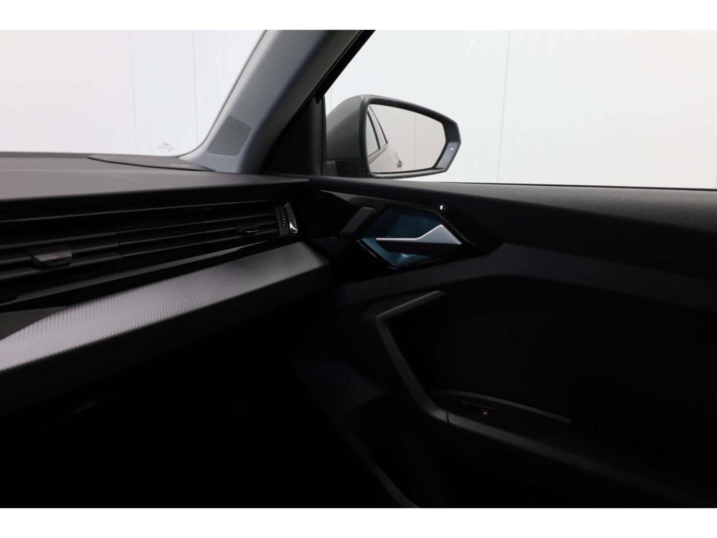 Audi A1 Sportback 35 TFSI Advanced S-Tronic NAV/LED, миниатюра 20