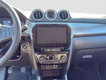 Fotografie 12 des Suzuki Vitara 1.4 Hybrid 'Comfort' Allgrip Automatik