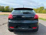 Kia cee'd / Ceed 1.6 CVVT Klimaauto. PDC Sitzheizung - Kia Gebrauchtwagen von 2011