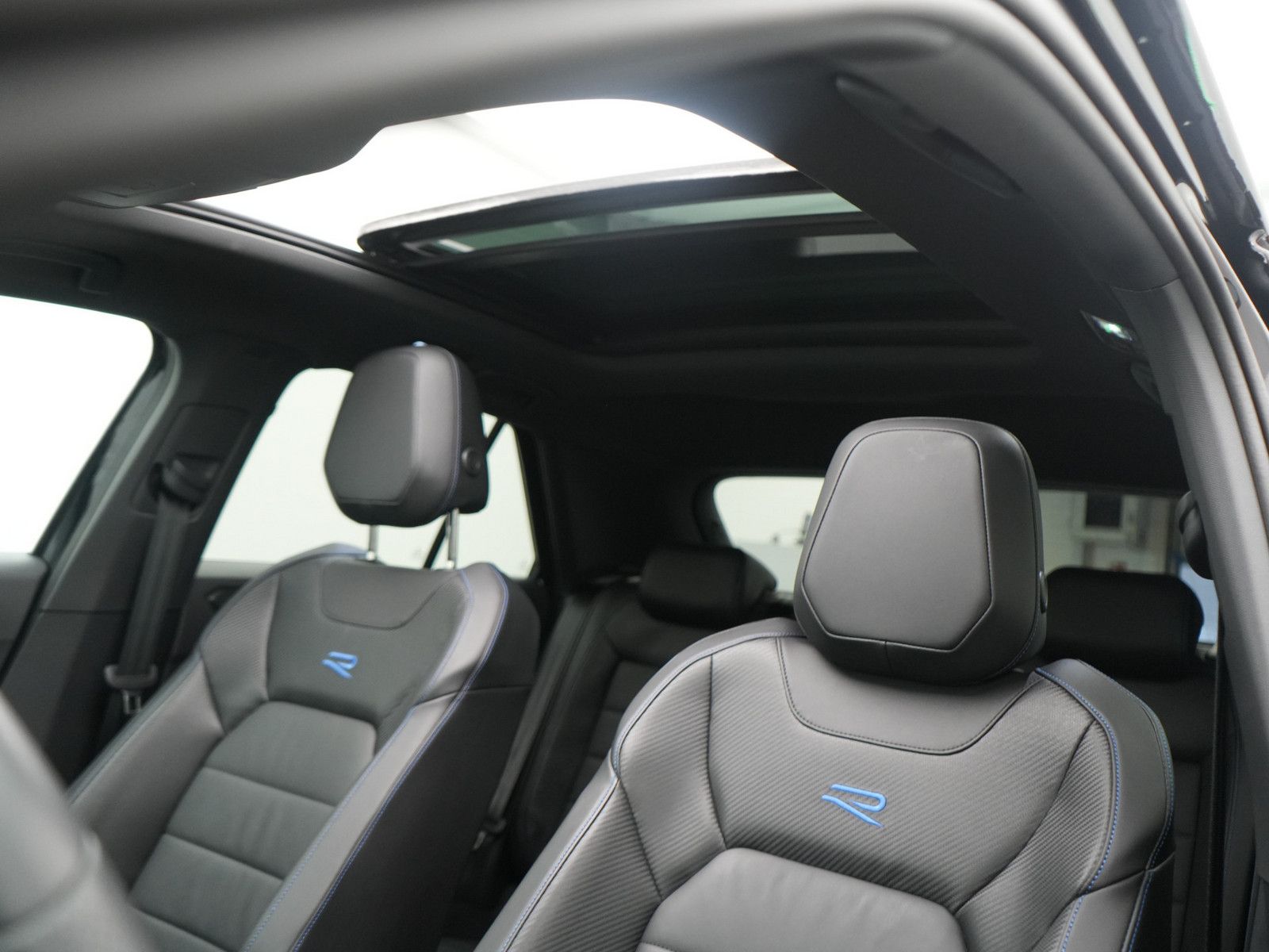 Volkswagen T-Roc - Bild 5