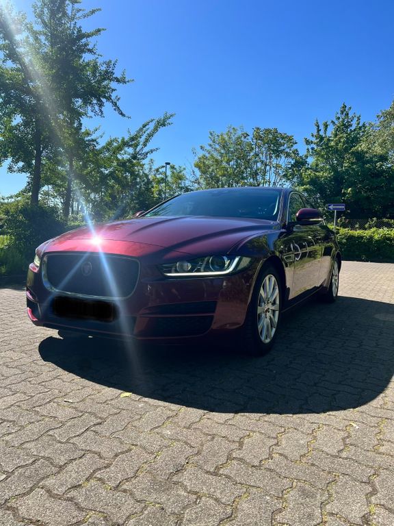 Image of Jaguar XE