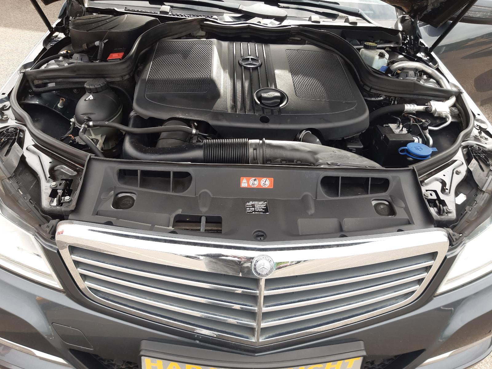 Mercedes-Benz C180 2014 — photo 14