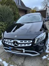 Mercedes-Benz GLA 180 d, NUR 61.000 KM, 10/27 TÜV. 2 HD, KAMER - Mercedes-Benz GLA 180 in Bremen