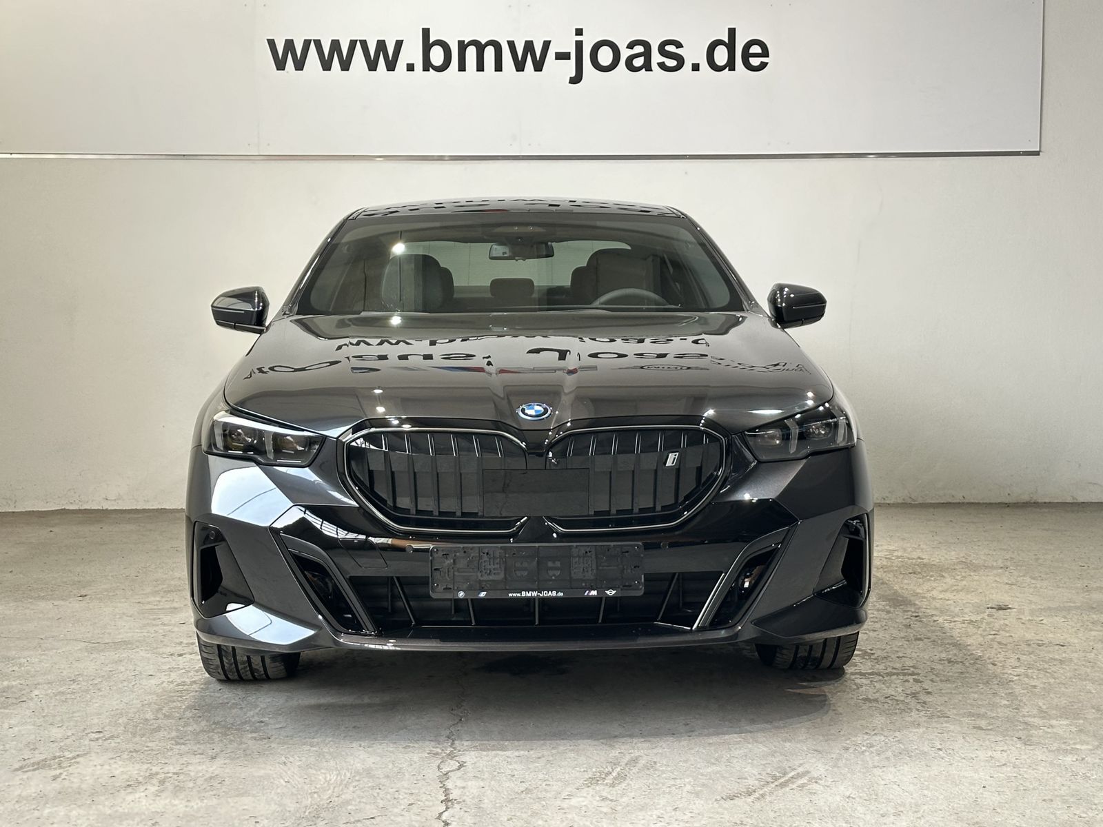 Fahrzeugabbildung BMW i5 xDrive40 20" M Aerodynamikräder, Innenraumkam