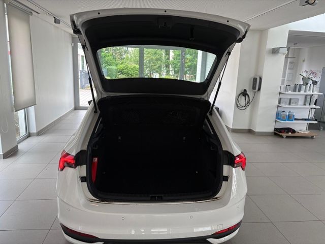 Scala Essence 1.0 TSI LED SHZ PDC KLI