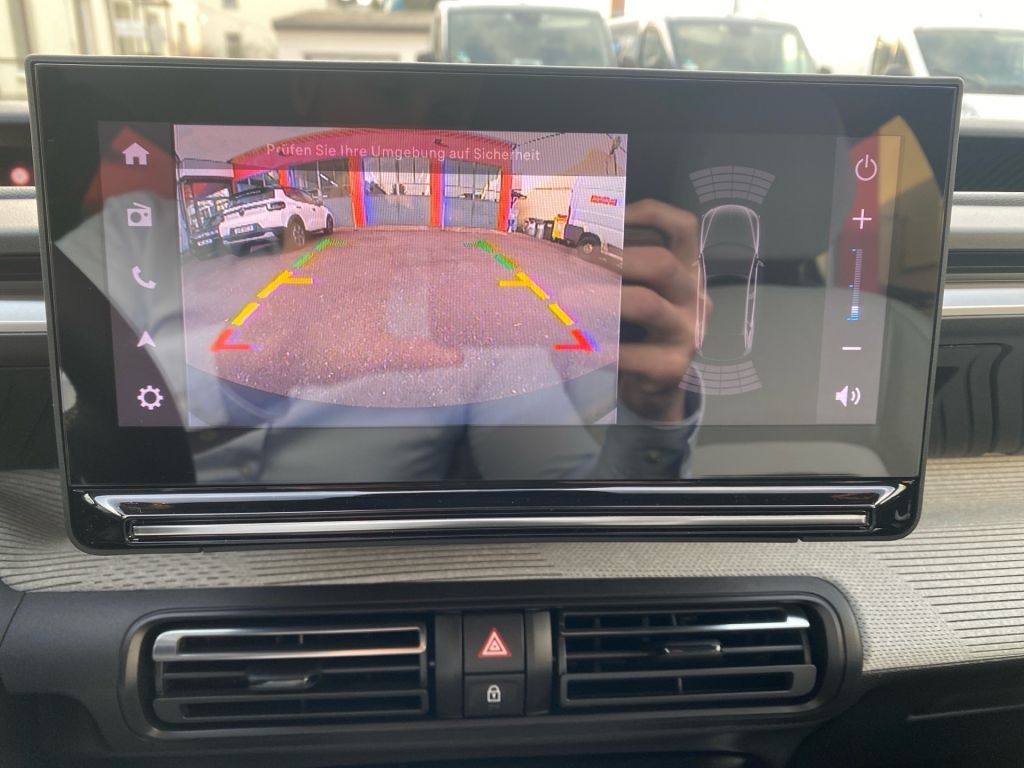 Fahrzeugabbildung Citroën e-C3 MAX