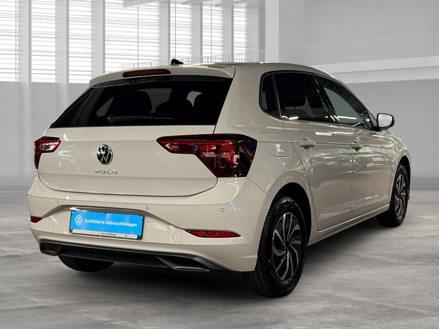 Fahrzeugabbildung Volkswagen Polo Life 1.0 TSI Digitales Cockpit LED DAB SHZ