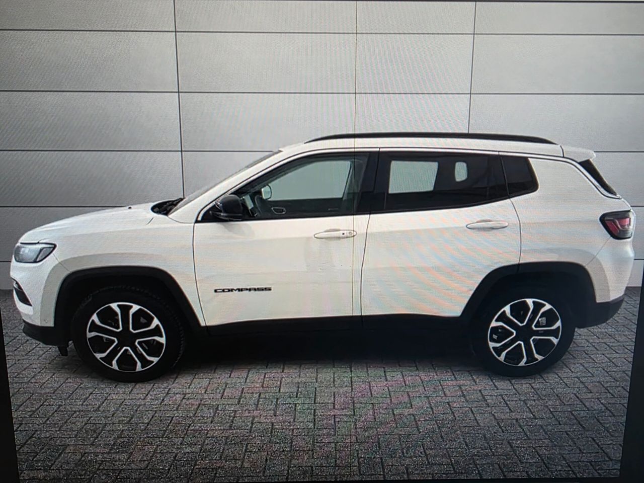 Jeep Compass 1.6 Multijet II 2WD Limited imagem 2