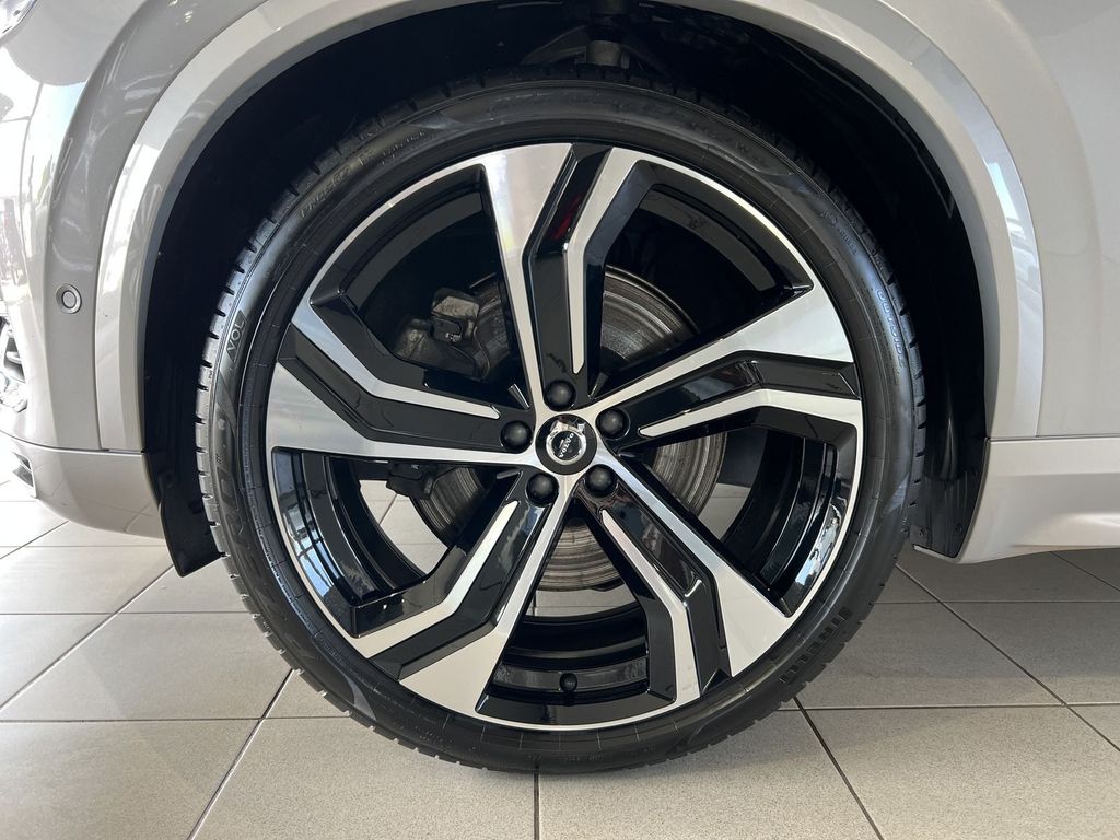Volvo XC90 T8 Plus Bright Recharge AWD FourC AHK B&W