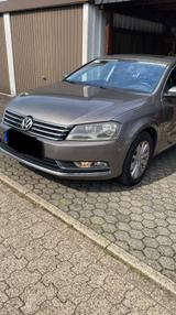 Volkswagen Passat 1.4 TSI Trendline BlueMotion Technolo... - VW Passat Gebrauchtwagen in Krefeld