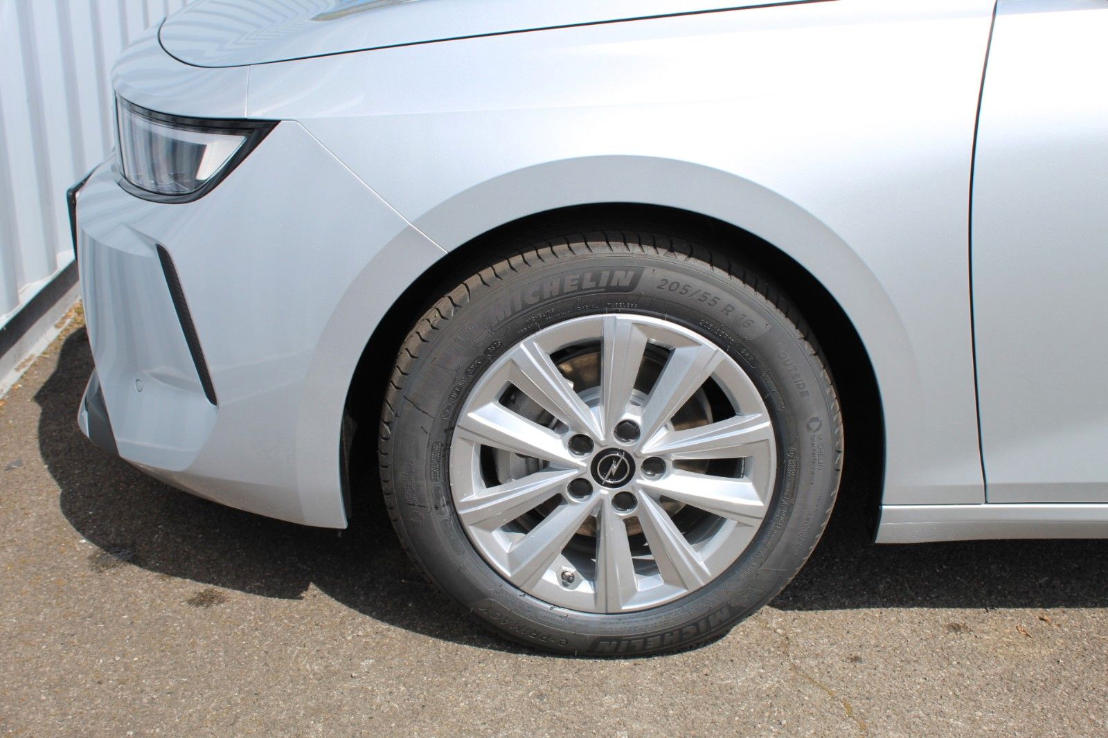 Fahrzeugabbildung Opel Astra L Lim*Edition*RFK*Klima*PDC*SHZ*LED