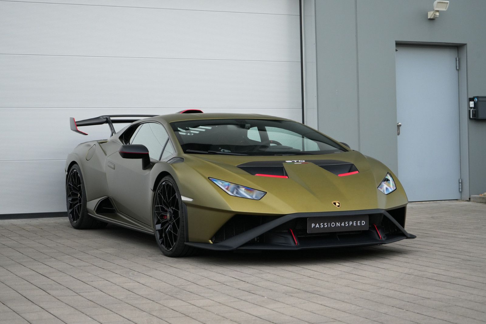 Lamborghini Huracán STO foto 3
