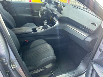 Peugeot 3008 - 8