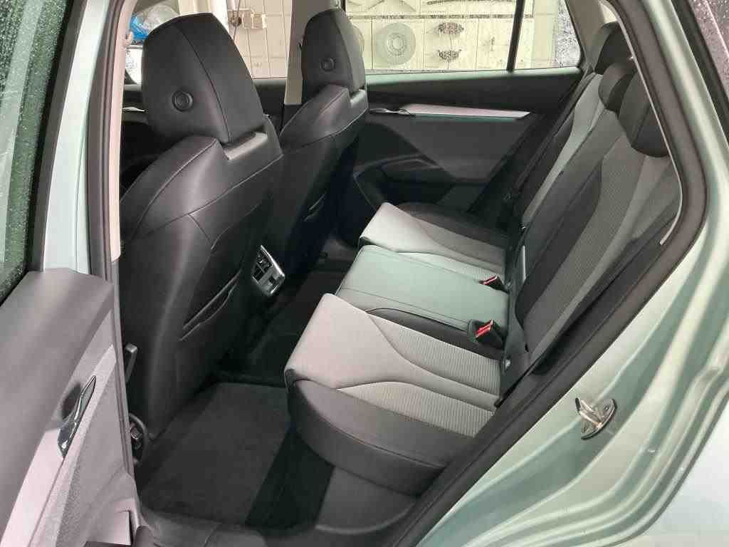 Skoda Enyaq - Bild 10