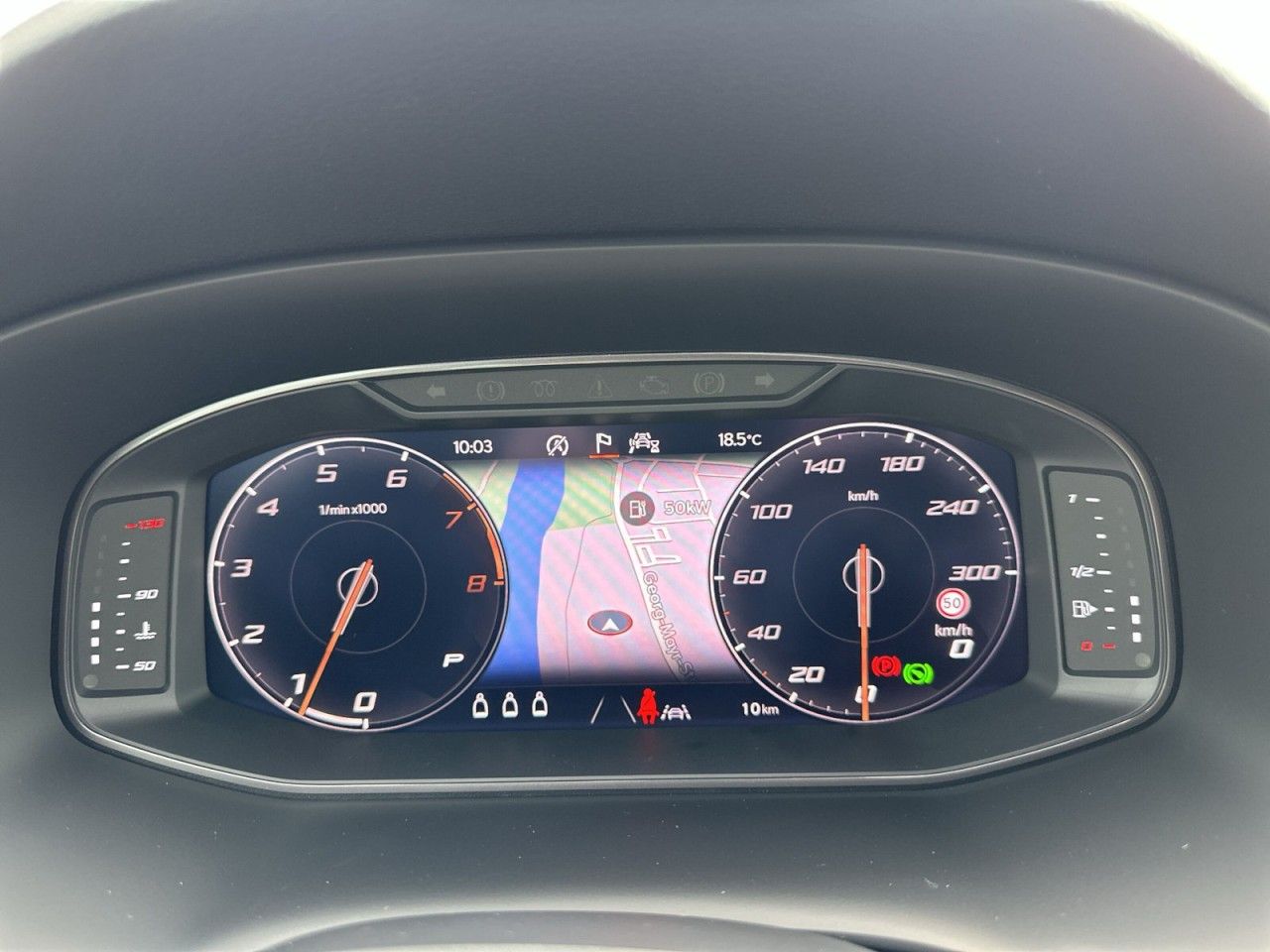 Fahrzeugabbildung CUPRA Ateca VZ 2.0 TSI 300 PS 7-Gang-DSG 4Drive - mit KI generiert/bearbeitet