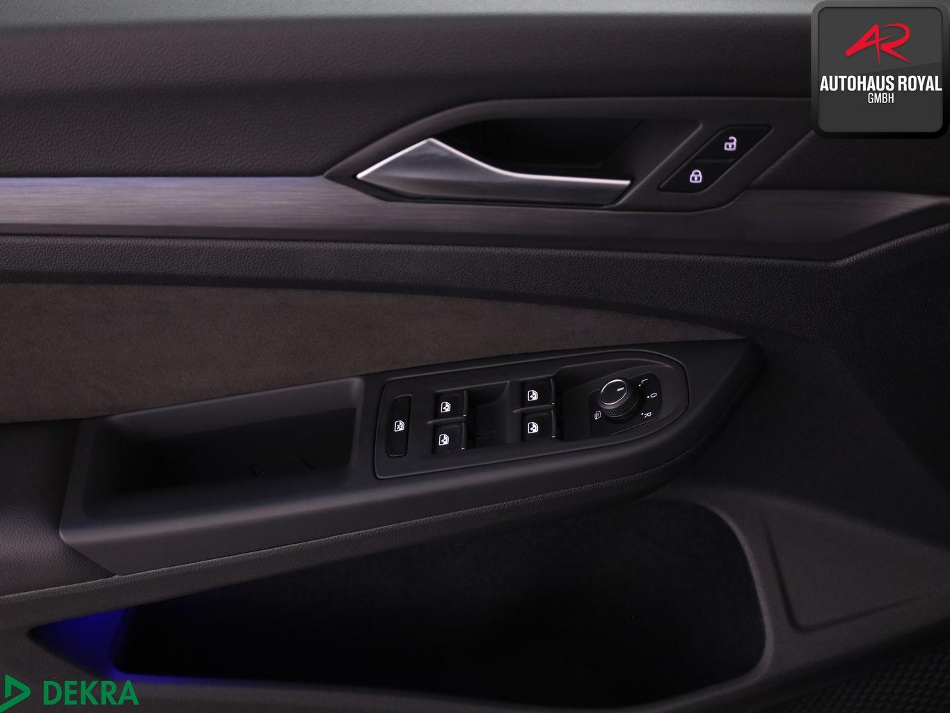 Volkswagen Golf VIII Variant 2.0 TDI STYLE MASSAGE,STANDHZ, миниатюра 14