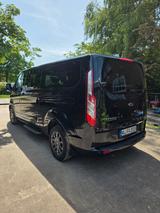 Ford Tourneo Custom - Familientraum - Ford Tourneo in Hamburg