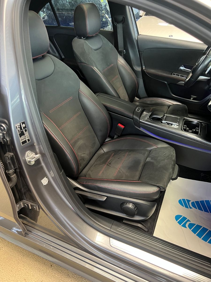 Fahrzeugabbildung Mercedes-Benz A 200 Limousine AMG LINE *PANORAMADACH*CARBON*