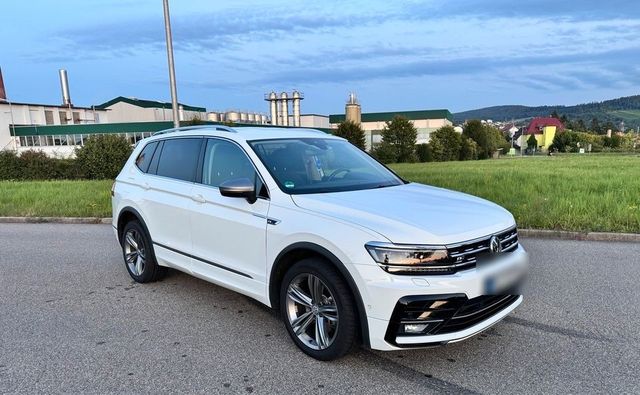 Volkswagen VW Tiguan Allspace 2.0 TDI R-Line 4 Motion