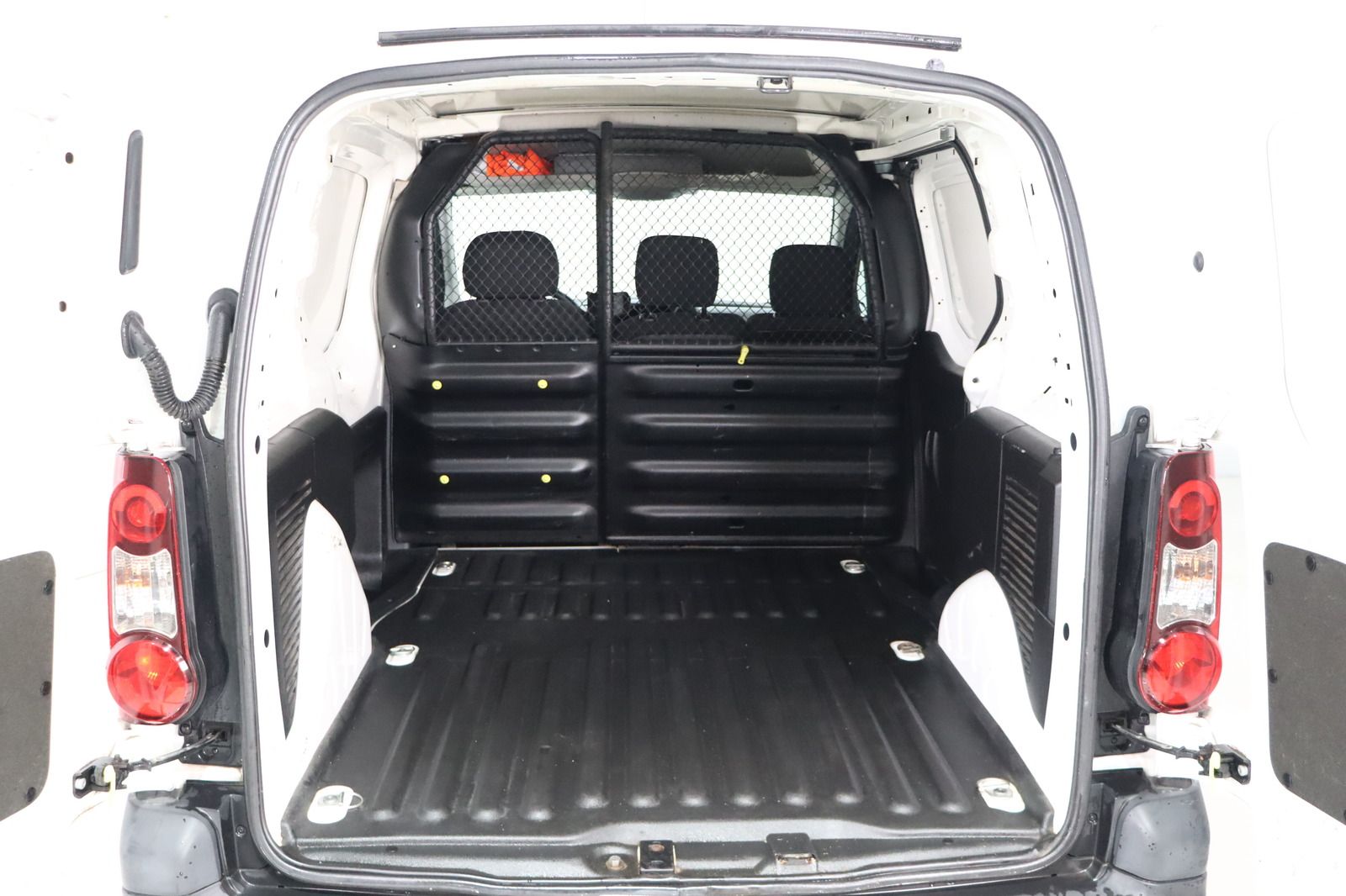 Fahrzeugabbildung Citroën Berlingo Kasten Business HDI 75