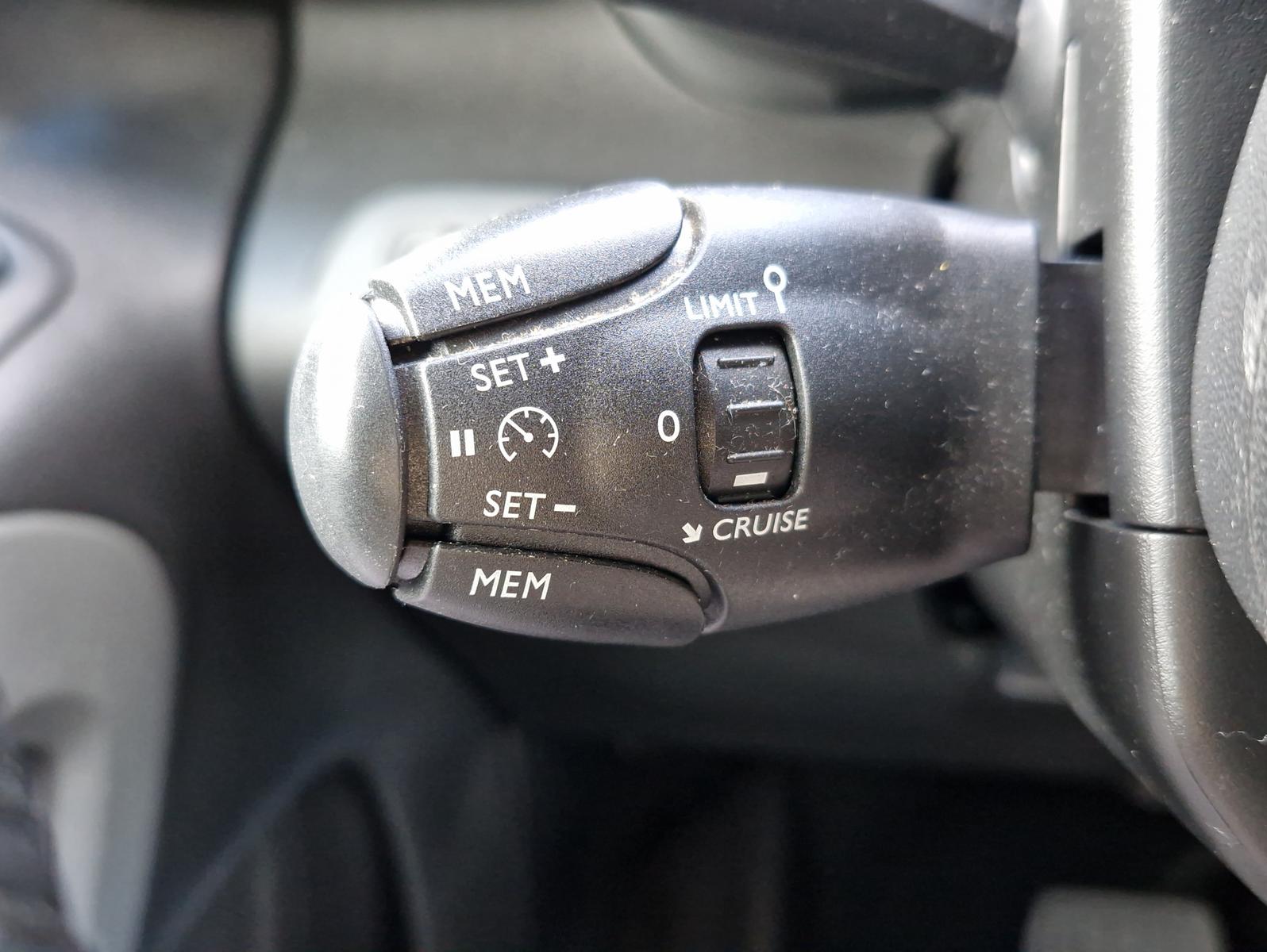 Citroën ë-Berlingo M Feel Pack AT 5-Sitzer Kamera PDC SH