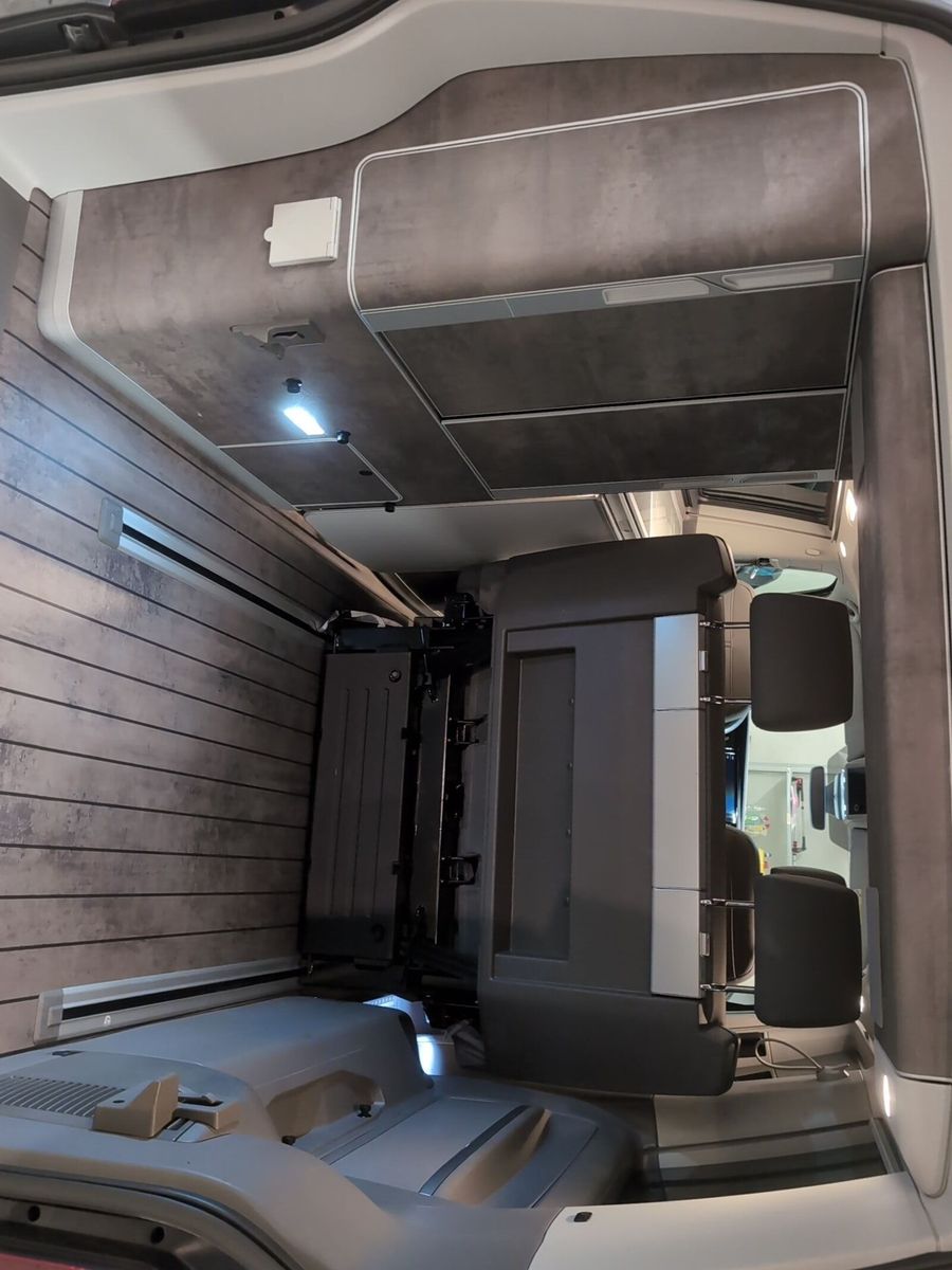 Fahrzeugabbildung Volkswagen California T6.1 California 6.1 Ocean 2,0l  AHK